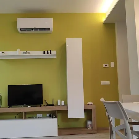 Uno Spazio Di Vibrazioni Apartment Lezzeno
